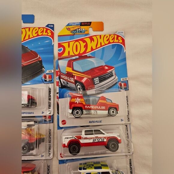 HotWheels First Response Set Of 6 Cars - Picture 5 of 5